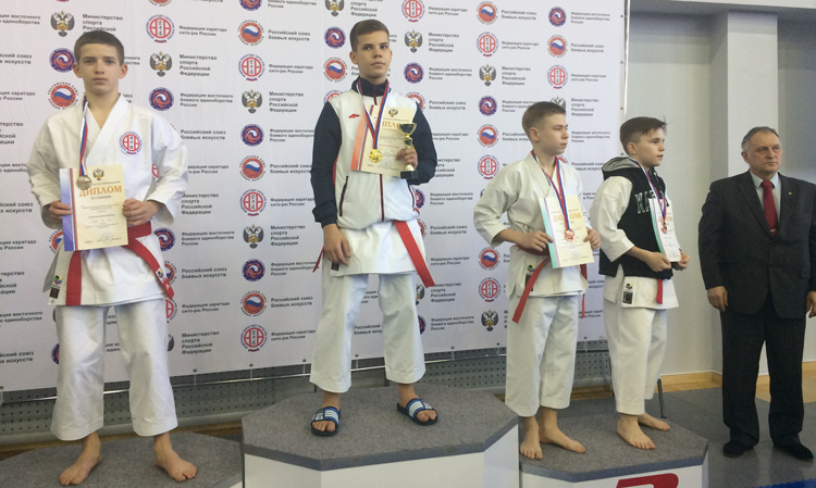 Саратовский единоборец стал двукратным чемпионом России